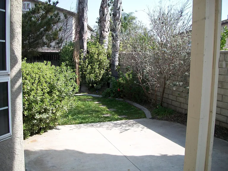 14291 Lauramore Ct — Photo 24