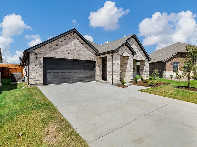 608 Willet Dr — Photo 4