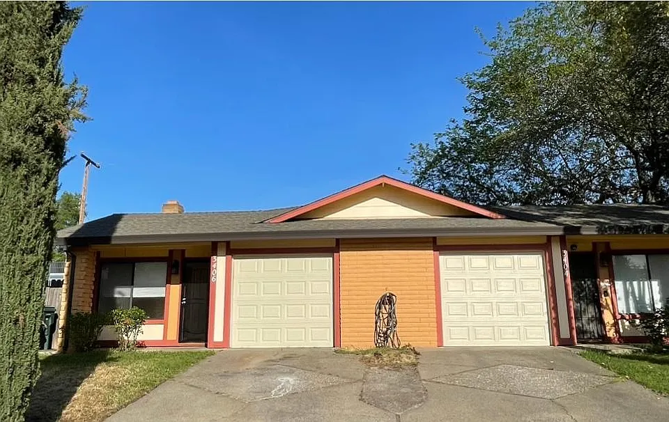 Hidden Oak Ct