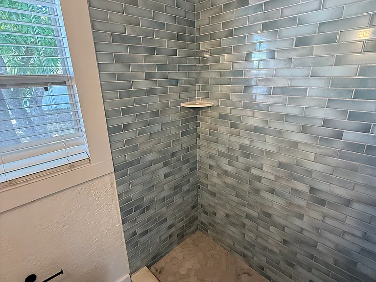 2103 W Grace St — Photo 15