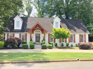 310 Memorial Dr, Athens, AL 35611