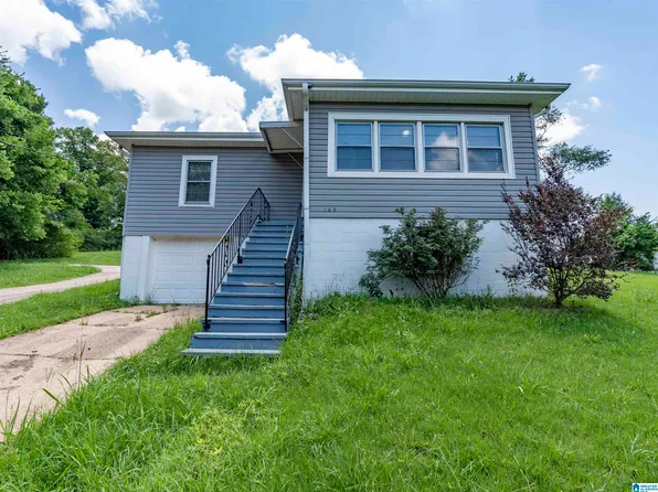 143 Concord Highland Dr, Bessemer, AL 35023
