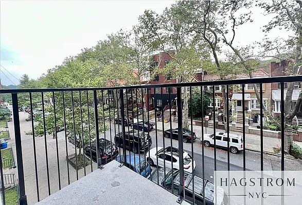 Rented by Hagstrom Management Inc | media 8