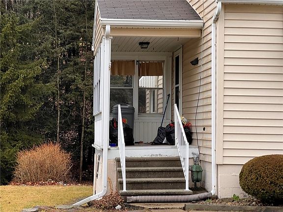 2nd image of 110 Scotland Ave