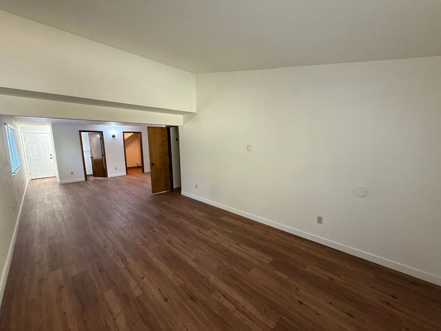 3 bed, 1.5 bath, 1454 sqft, $1,845 — Photo 3