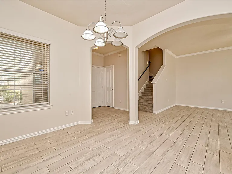 5015 Dartmoor Ridge Trl — Photo 11