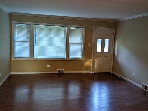 4th image of 6726 Leonard Dr