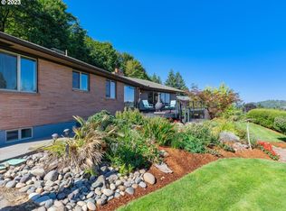 715 SW Walters Dr, Gresham, OR 97080