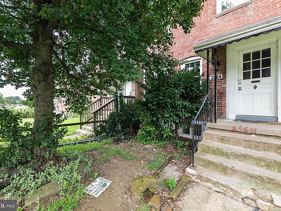 4th image of 2964 Cornwall Rd