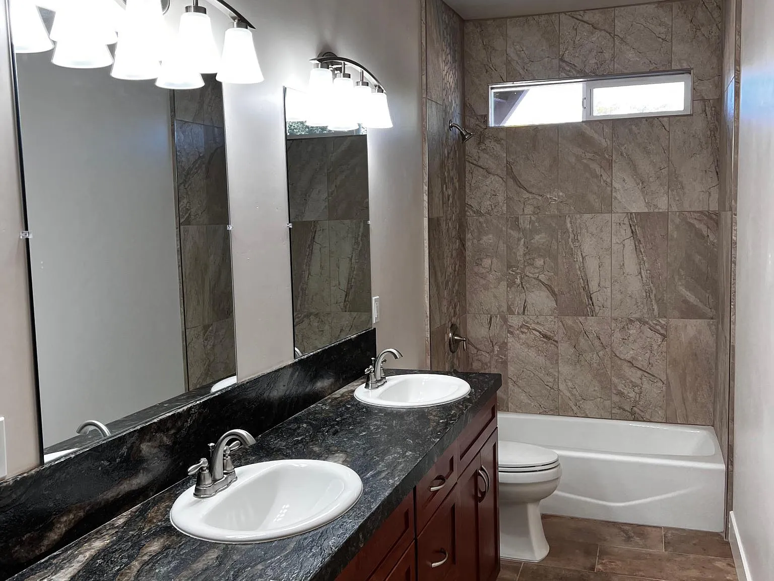 8595 Atascadero Ave — Photo 4