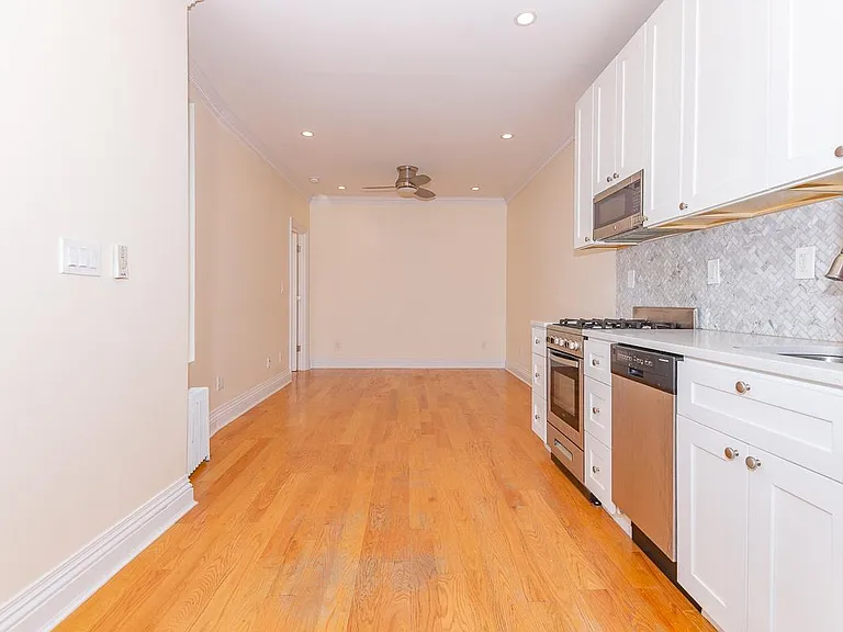 41 Jefferson St #21 — Photo 3