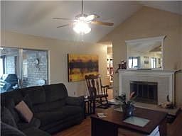 5th image of 18019 Brooknoll Dr