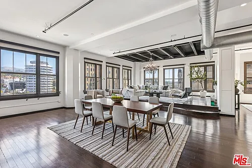 1645 N Vine St #706 Photo 1