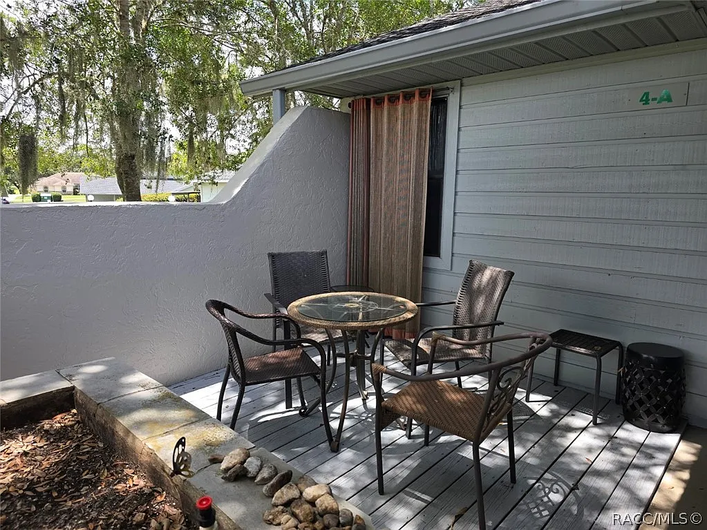 2 bed, 990 sqft, $2,750 — Photo 3