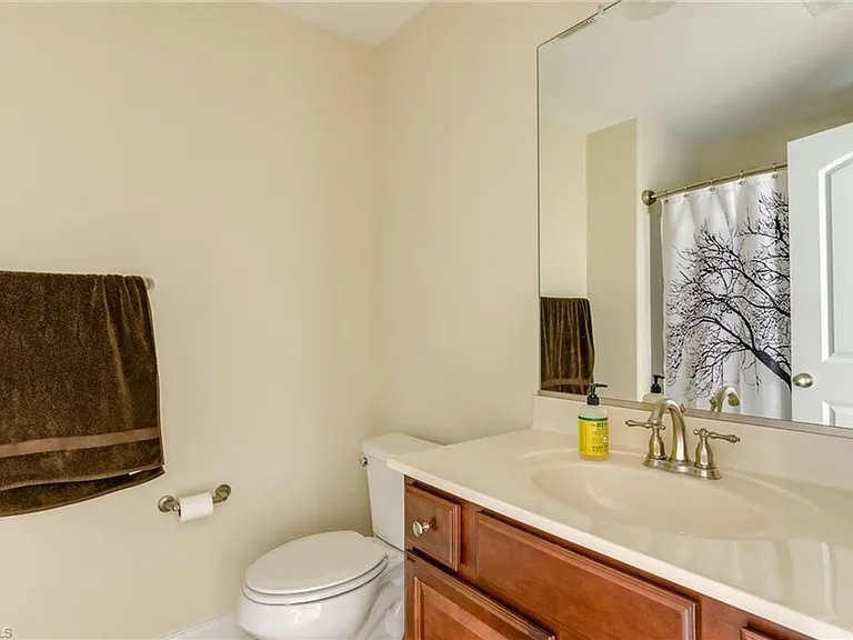 1135 Heritage Path Ln — Photo 6