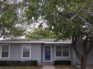 218 W 14th St, Monahans, TX 79756