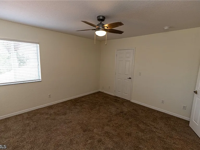 17007 Tremont St — Photo 19