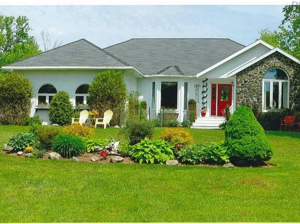 521 Old Greenfield Rd, Colchester, NS B6L 3Y4