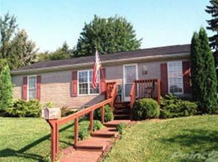 28 Cameron St, Nazareth, PA 18064