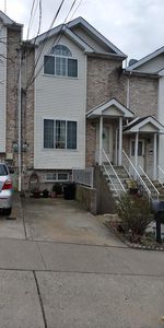 106 Arnold St, Staten Island, NY, 10301