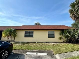 452 Glenwood Dr #452, West Palm Beach, FL 33415