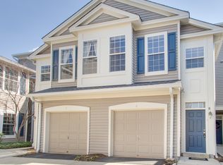 11405 Windleaf Ct #25, Reston, VA
