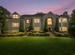 40 Wildwood Road, Stamford, CT 06903