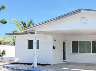 420 63rd St, Holmes Beach, FL 34217