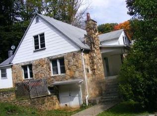 842 Pleasant Valley Rd, Burnsville, NC 28714