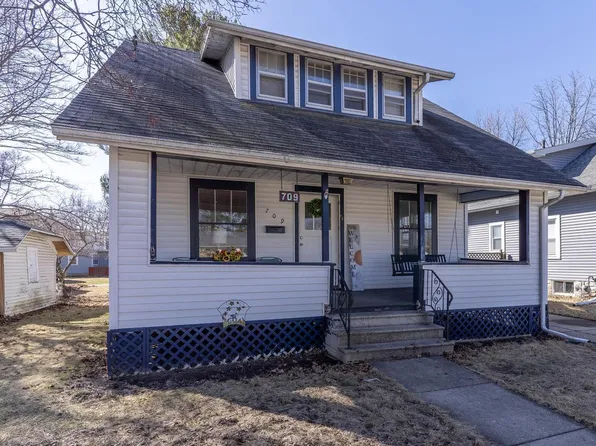 709 North Garfield Avenue, Janesville, WI 53545
