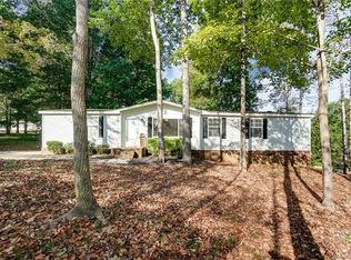 144 Breezeway Ln, Statesville, NC 28677