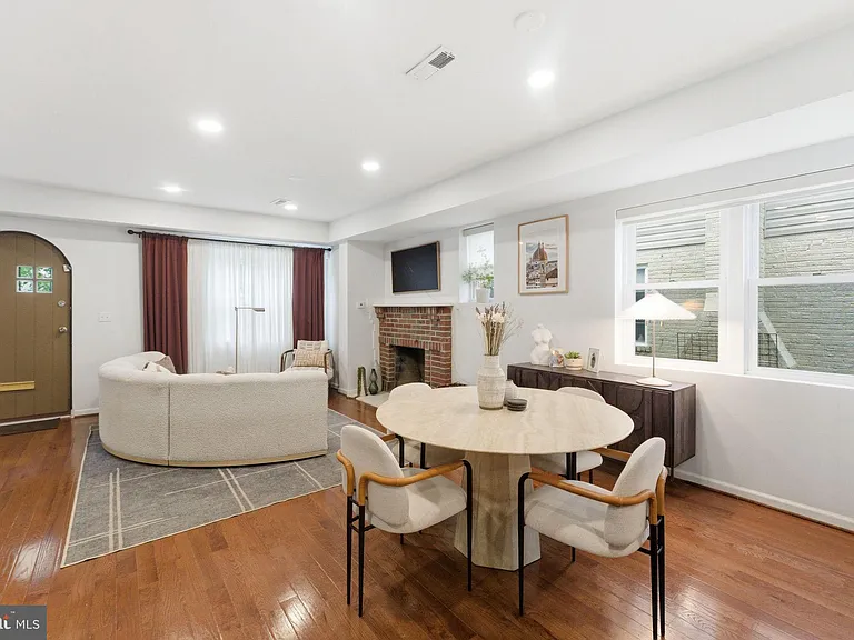 517 Lebaum St SE — Photo 9