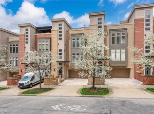 2321 Edgehill Rd, Cleveland, OH 44106