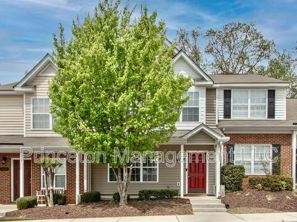 137 Lynch Cir, Mooresville, NC 28117