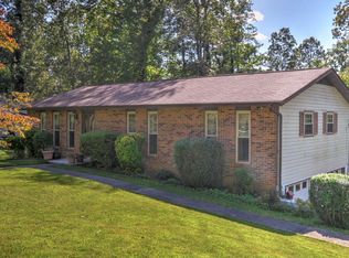 139 Edgewood Heights Ln, Powell, TN 37849
