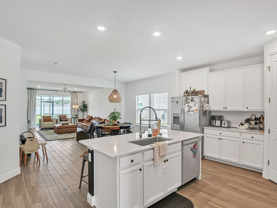 1st image of 45 Monthaven Dr