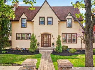 60 Old Middletown Rd, Pearl River, NY 10965