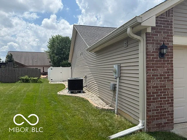 16936 Brigg Ct — Photo 4