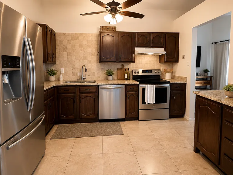 7704 Independence Dr — Photo 10