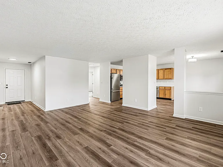 2747 Foxbriar Pl — Photo 7