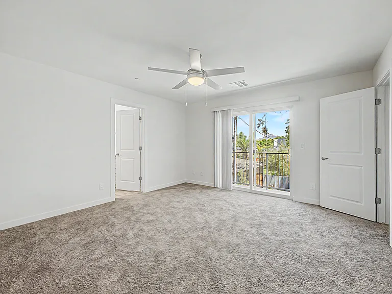 3148 N 37th St #2 — Photo 19