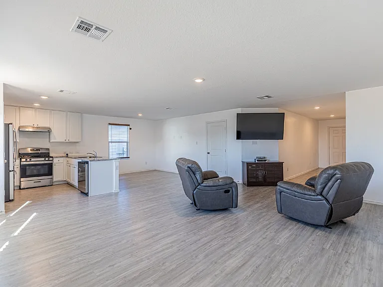 4310 Fluvial Cir — Photo 4