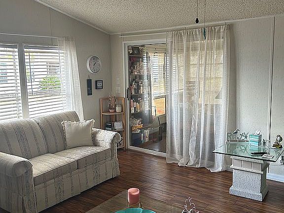 5th image of 6227 Red Feather Dr