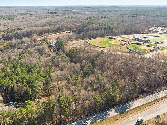 3rd image of 6231 Witherspoon Trl