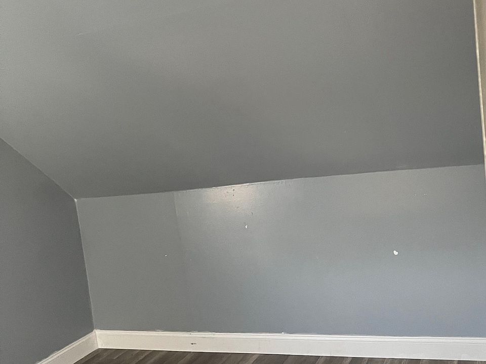 1st image of 10 Huron St Floor 3