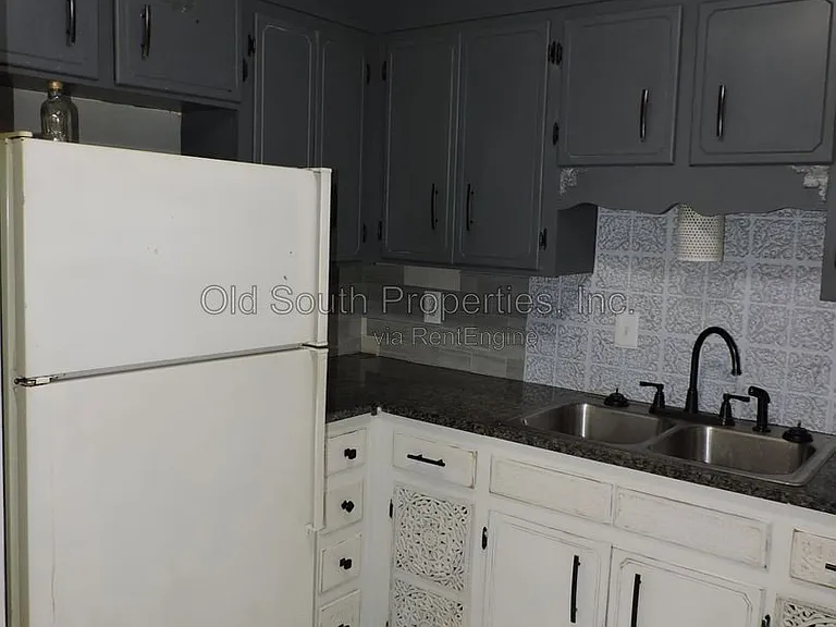 1345 Jasma Ln #B — Photo 5
