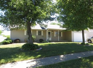 1654 Southview Dr, Lowell, IN 46356