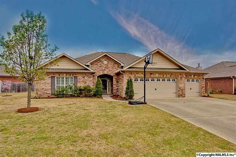 1st image of 8527 Rolling Oaks Dr