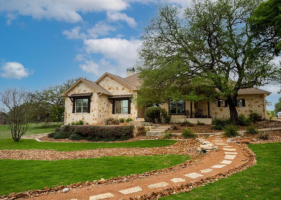 1st image of 4028 Comanche Trace Dr