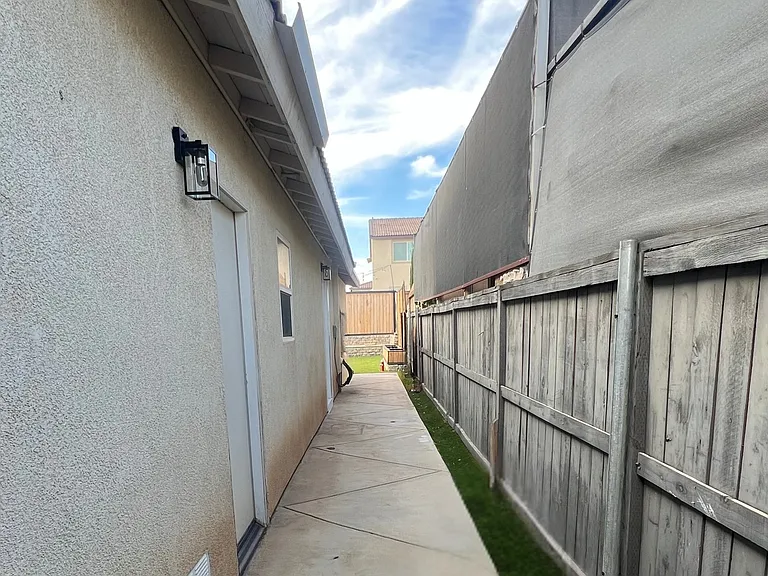 Earlegate St — Photo 2